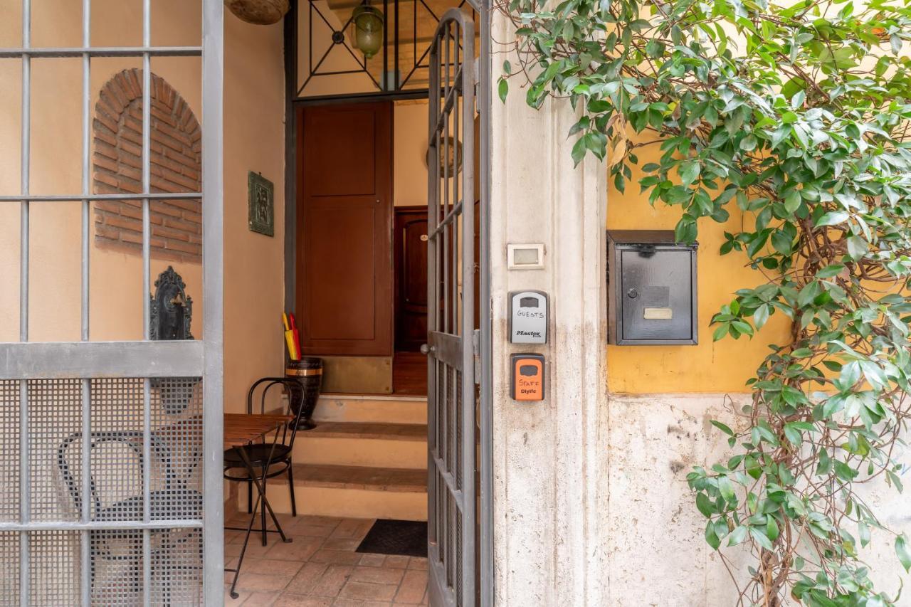 Majestic Trastevere Рим Екстериор снимка